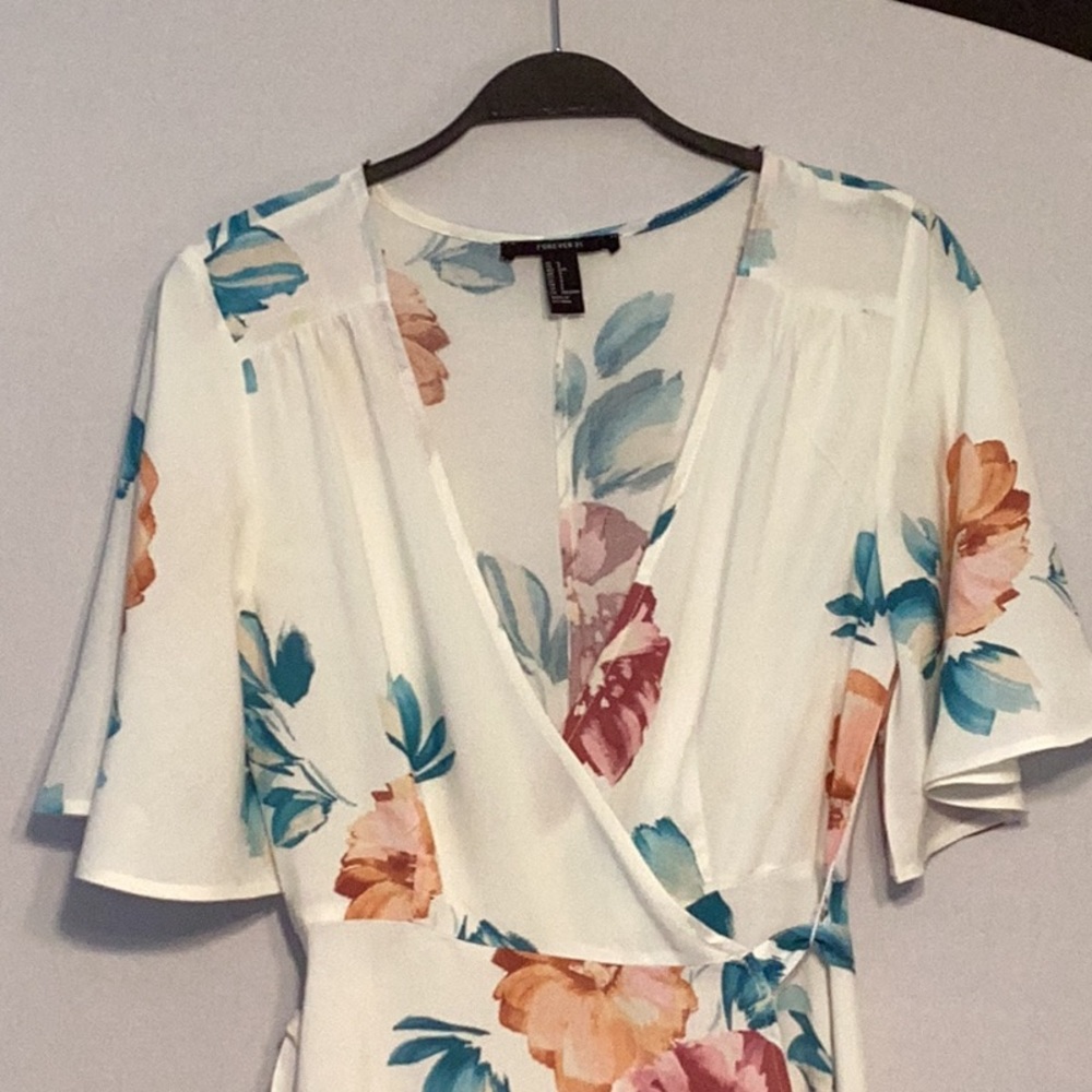 Forever 21 floral wrap high/low dress size small - Picture 2 of 8